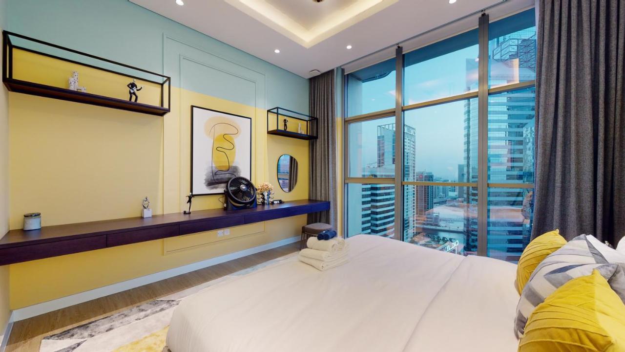 Apartment High-end Designer Penthouse Full Burj Khalifa View