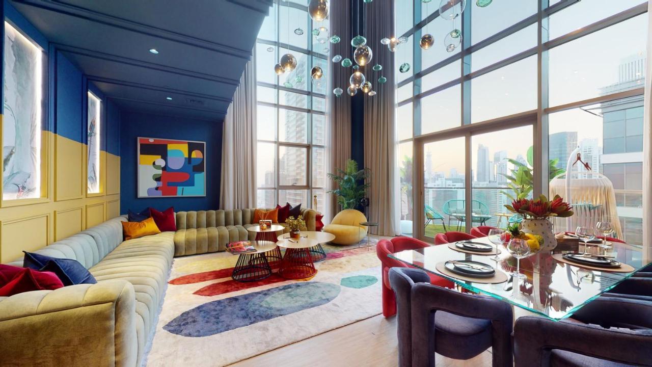 Apartment High-end Designer Penthouse Full Burj Khalifa View Dubai