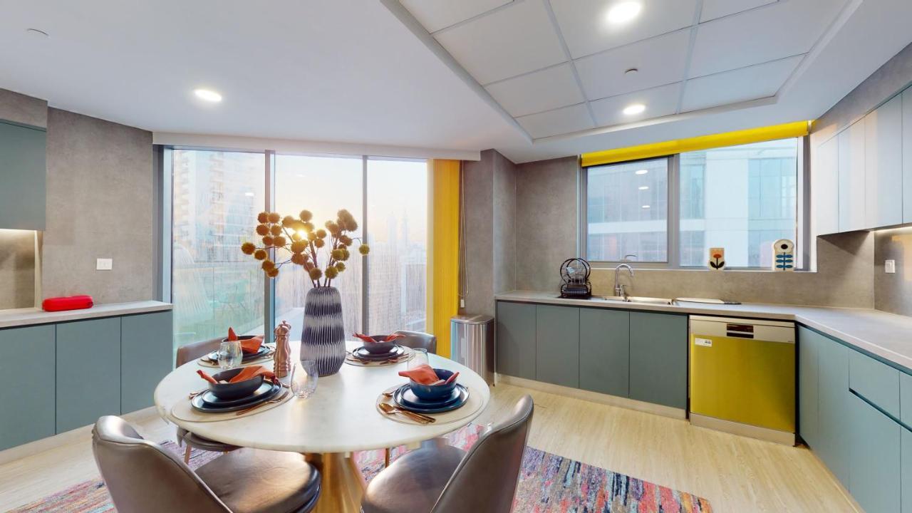 Apartment High-end Designer Penthouse Full Burj Khalifa View